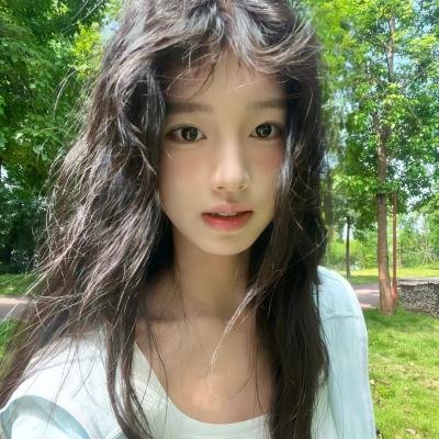 黑影窥窗